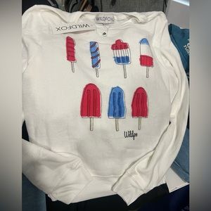 WILDFOX NWT SWEATER LARGE